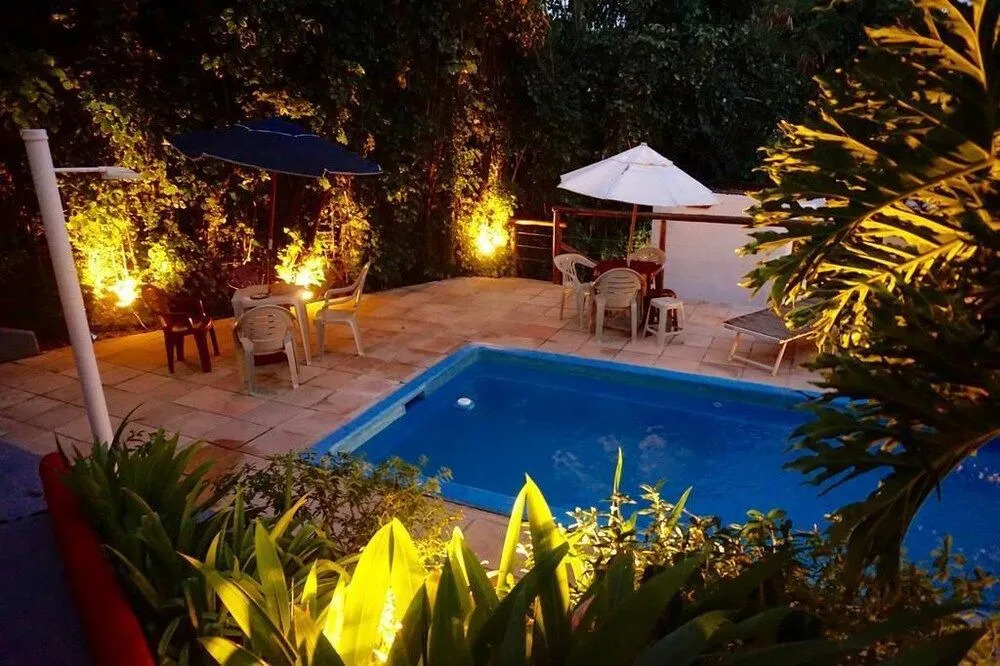 Novos Baianos Hostel e Pousada