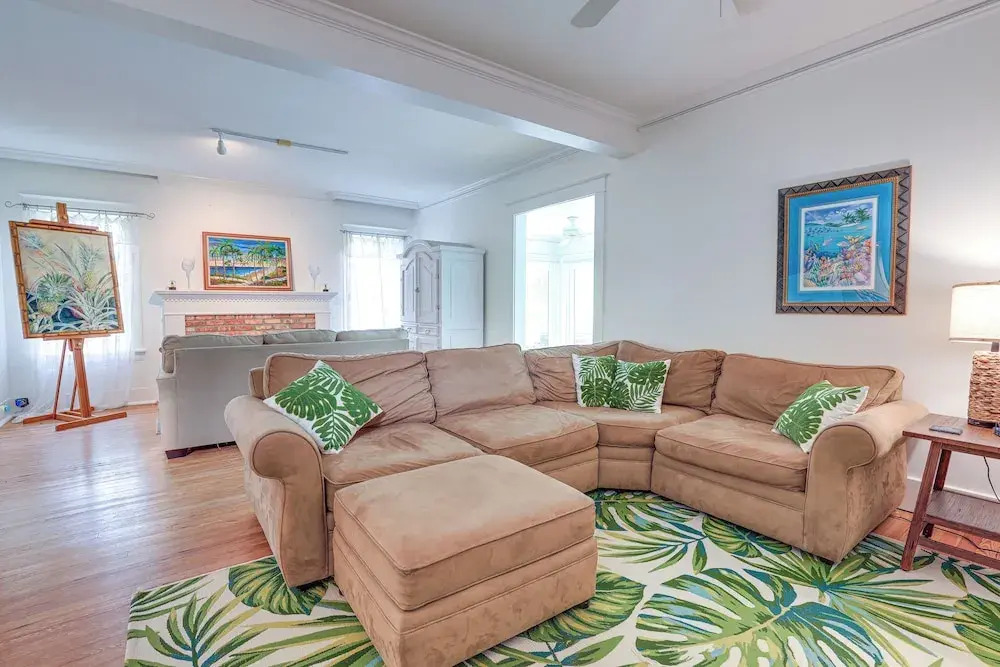 Palm City Home w/ Pool & Florida Room - Near Golf
