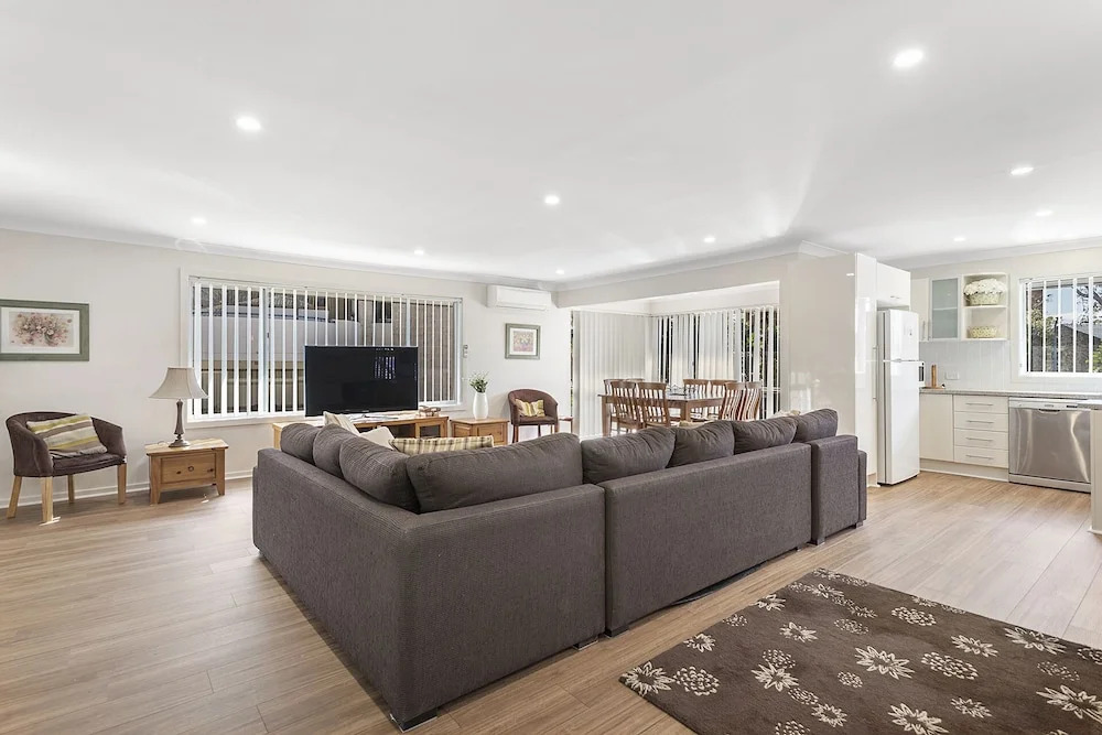 Bay Serene, 15 Mistral Close