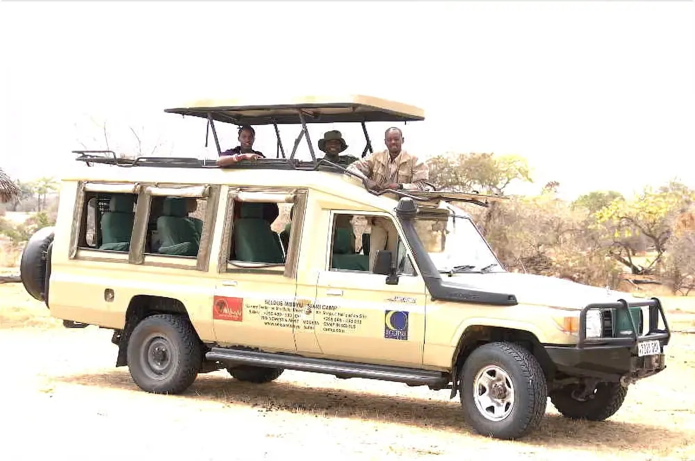 Selous Mbuyu