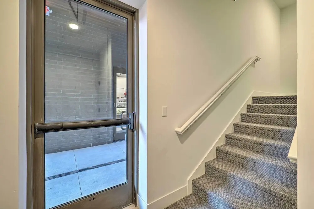 Downtown Traverse City Condo: 32 Mi to Ski Slopes!