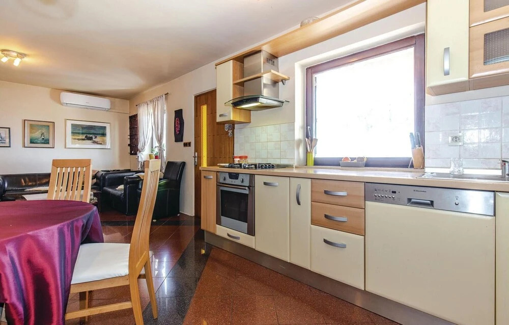 Amazing Apartment in Crikvenica With 3 Bedrooms and Wifi
