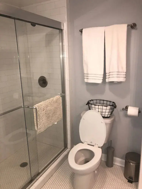 Recently Renovated Chic Durham Farmhouse