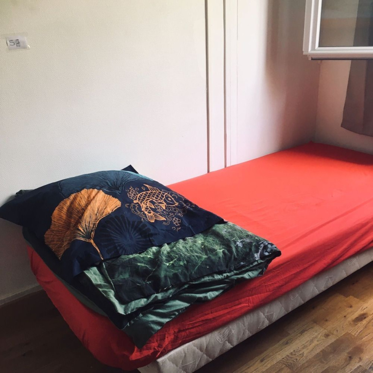 Roomate Stains