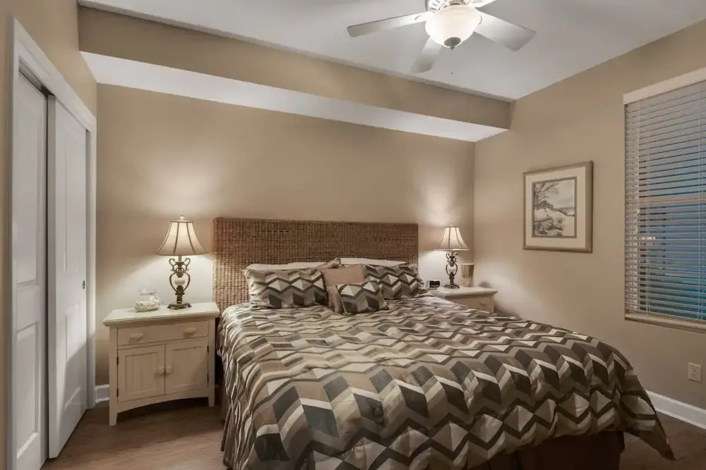 Majestic Beach Towers Resort by Panhandle Getaways