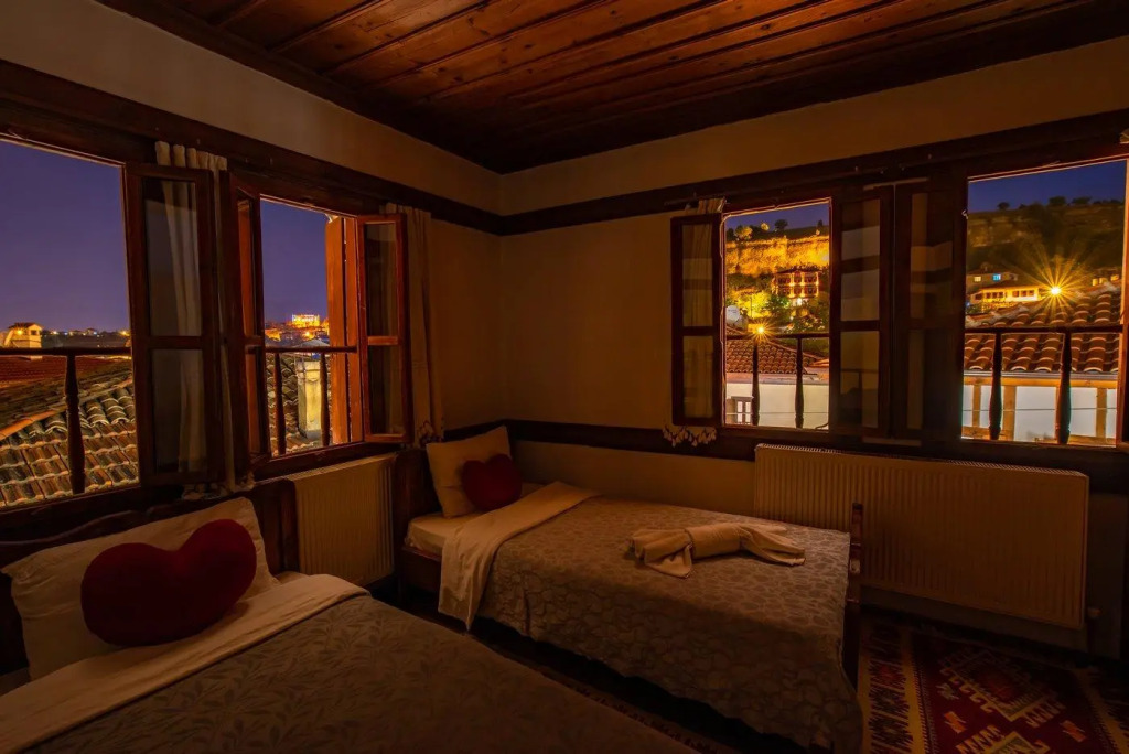 Beyzade Konak Otel