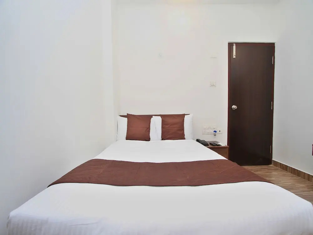 OYO 10464 Hotel Serenity Mysore