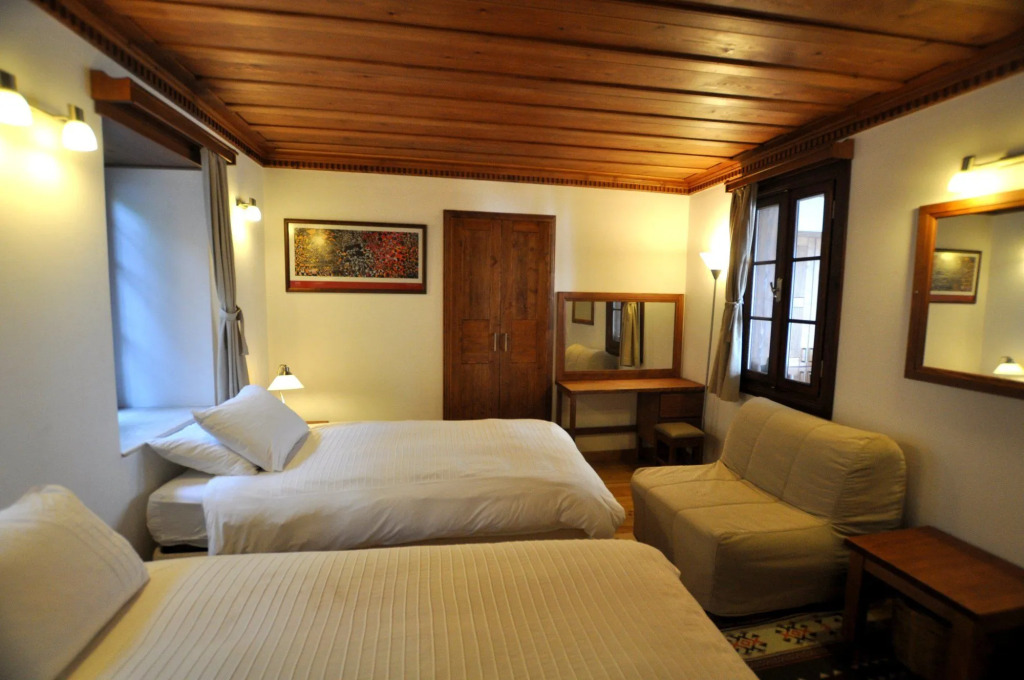 Ionia House