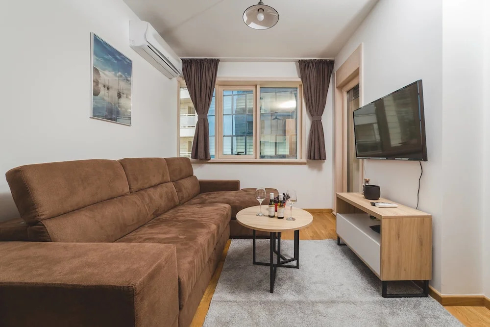 Blue Marlin Apartments