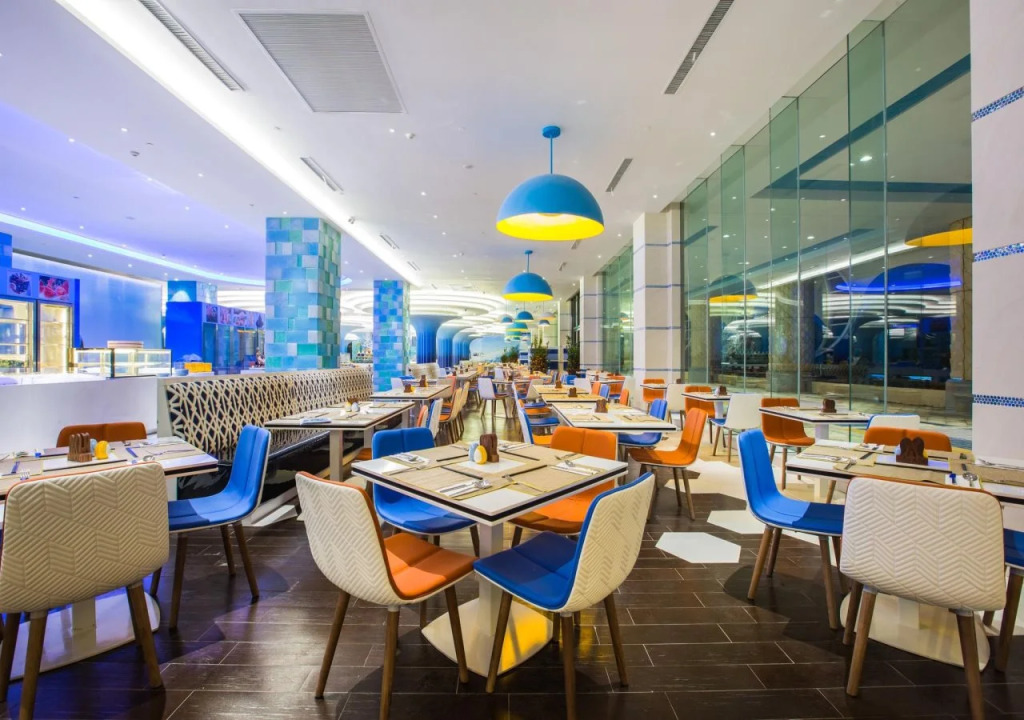 Chimelong Penguin Hotel