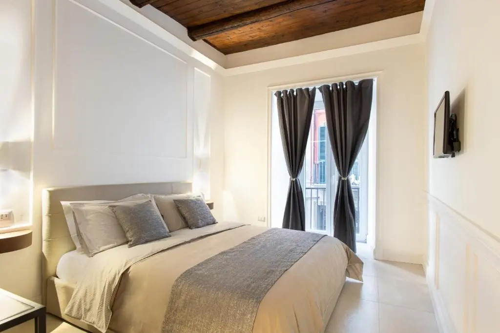 FAGì Chiaia Rooms