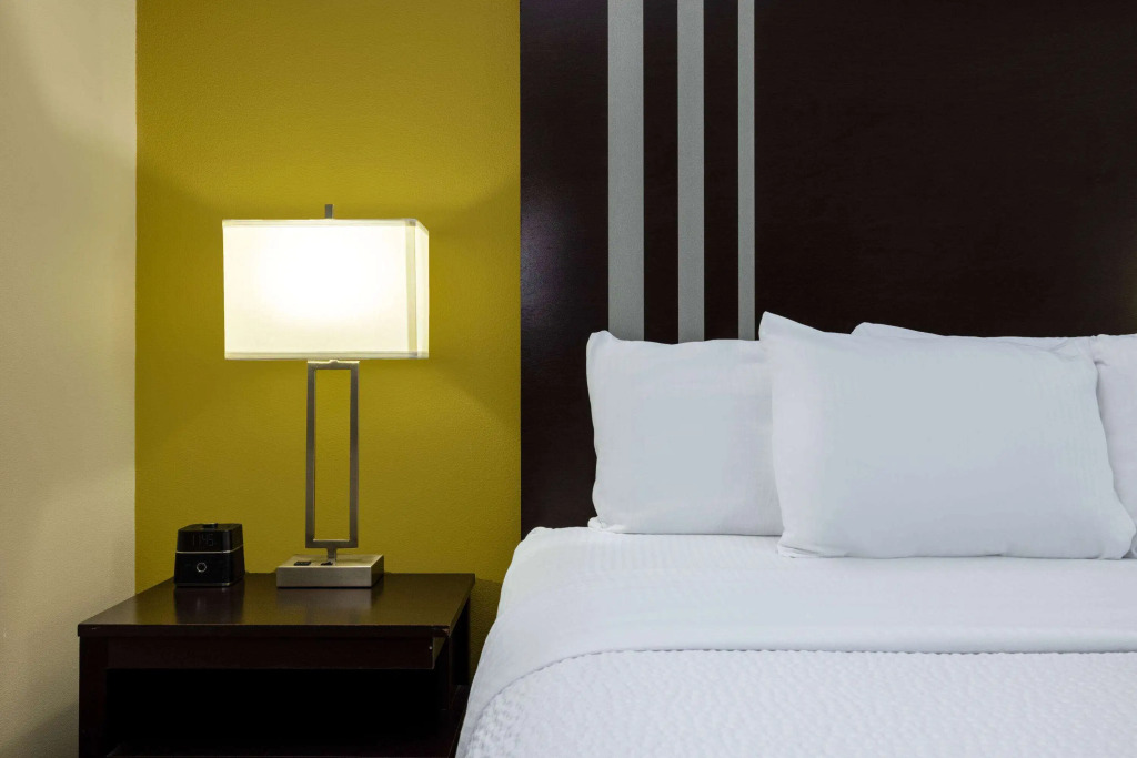 La Quinta by Wyndham Artesia