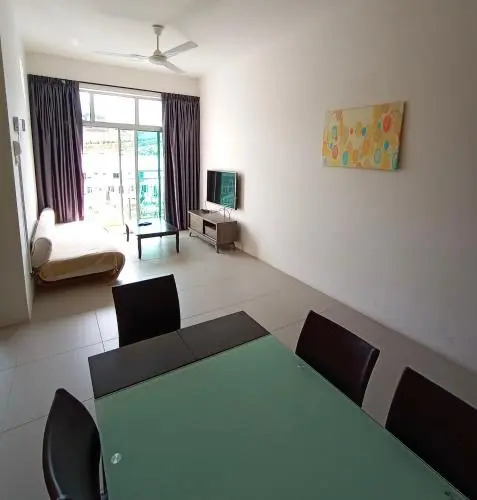 Camerons Square Apartment