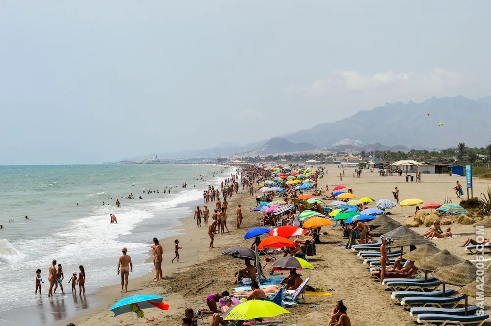Ground floor apartment in Vera Playa, private patio, south facing