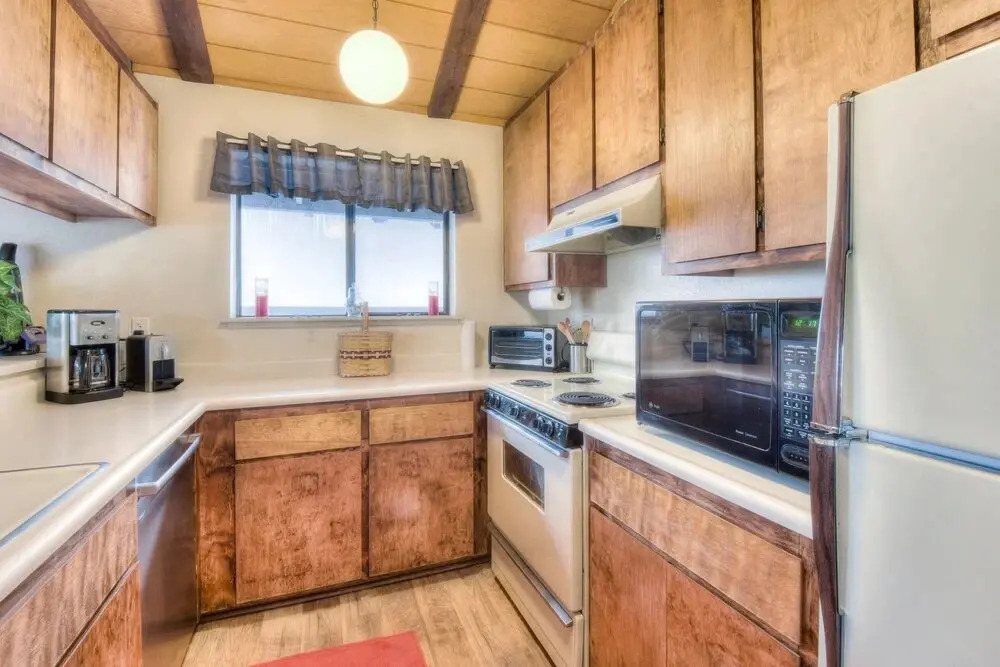 South Lake Tahoe - 3 BR + Loft Chalet - LTA 8091