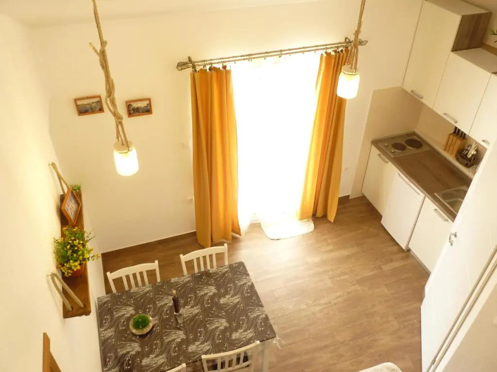 Apartments Tomi & Ivana
