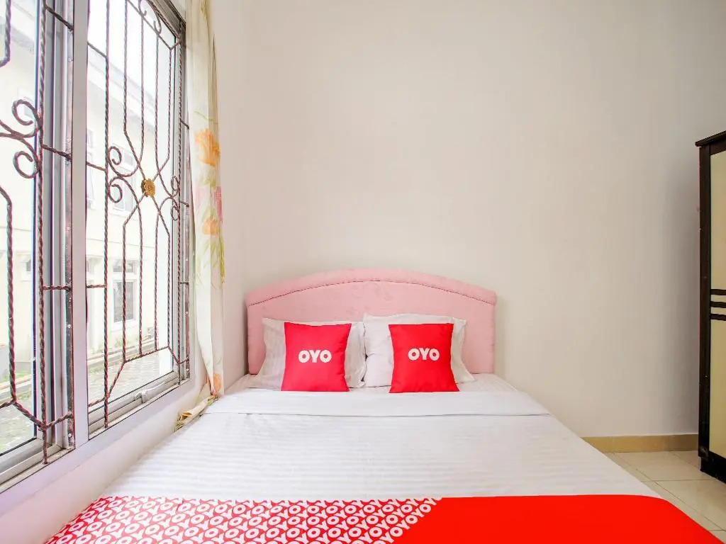 OYO 3241 Grand Suites Palace 4