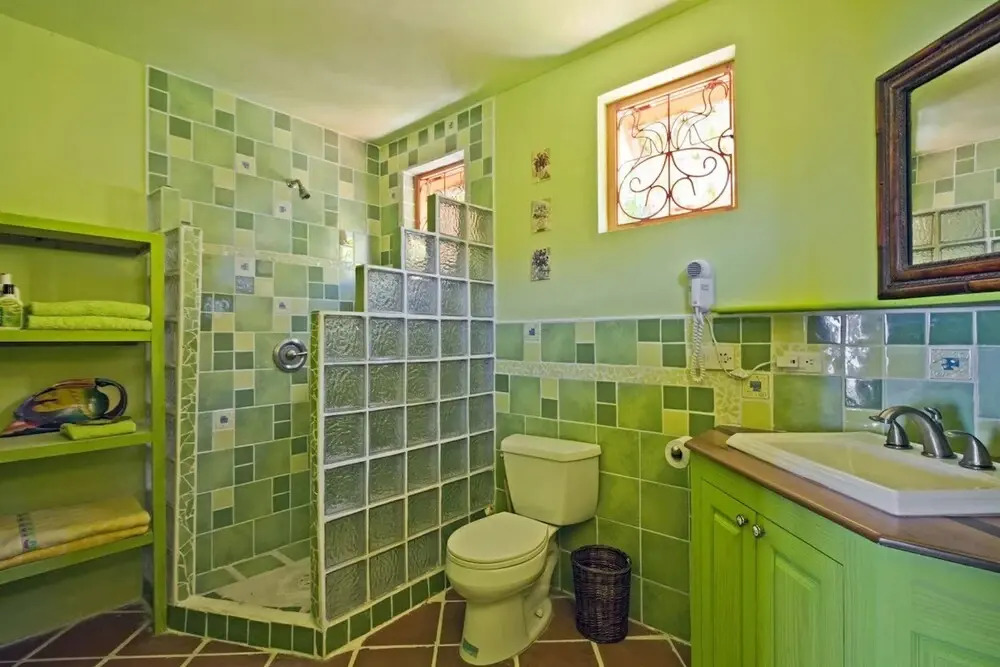 Flamingo Bequia - 4 B R Villa Including Cottage