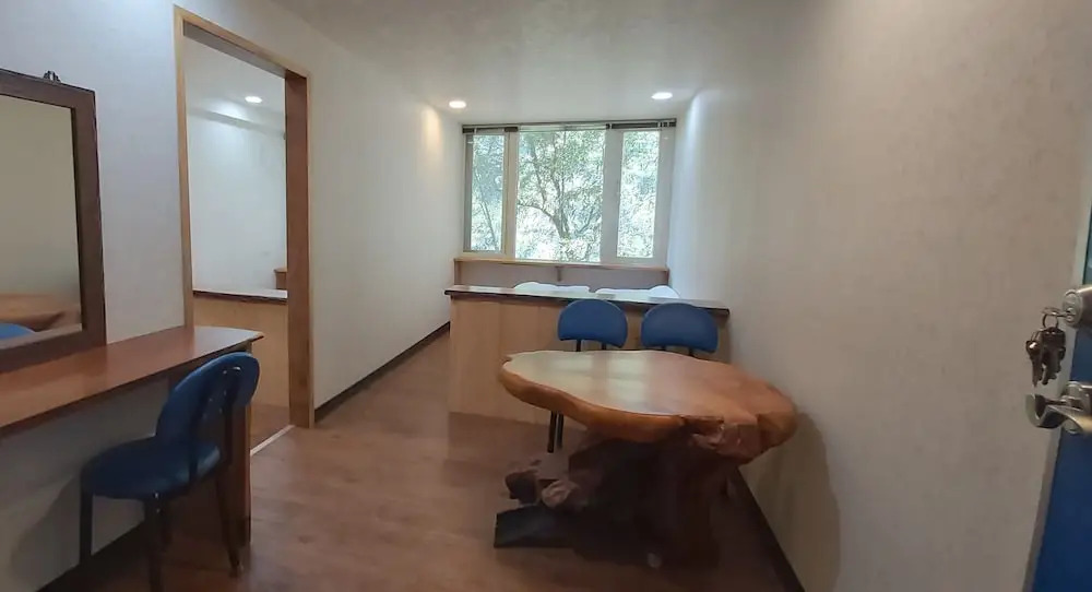 Sanhua B & B