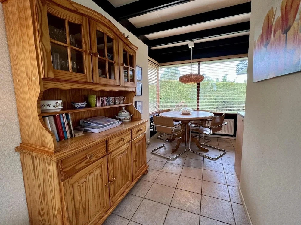 Holiday Home for 6 in Sint Maartenszee