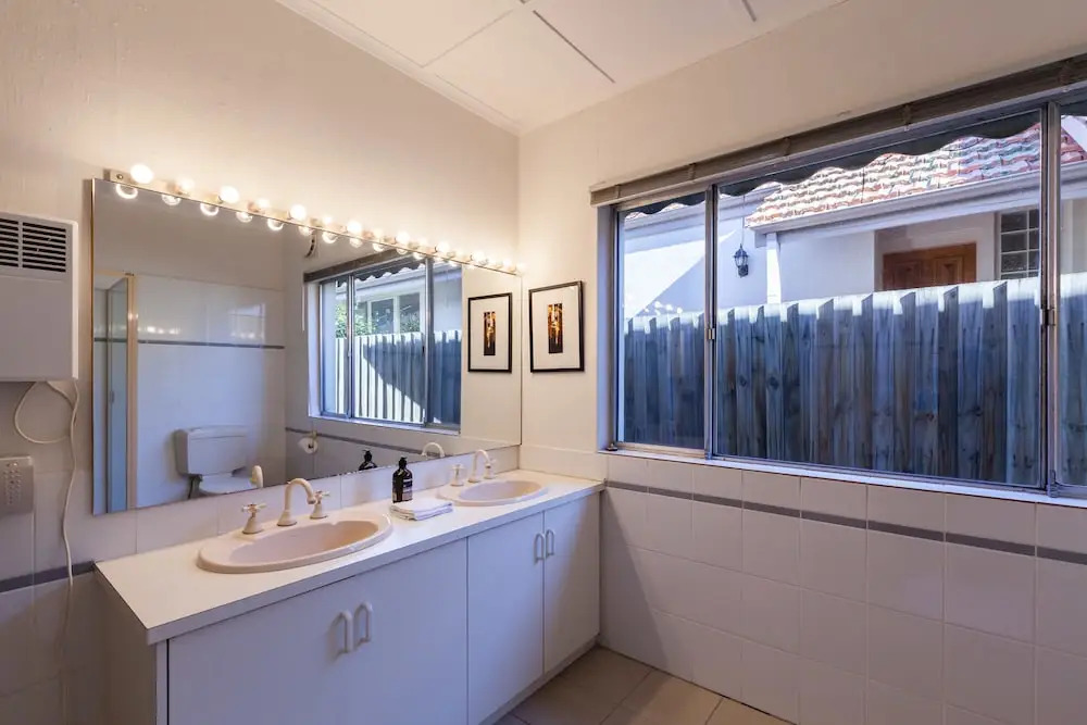 KELLY, 3BDR Northcote House