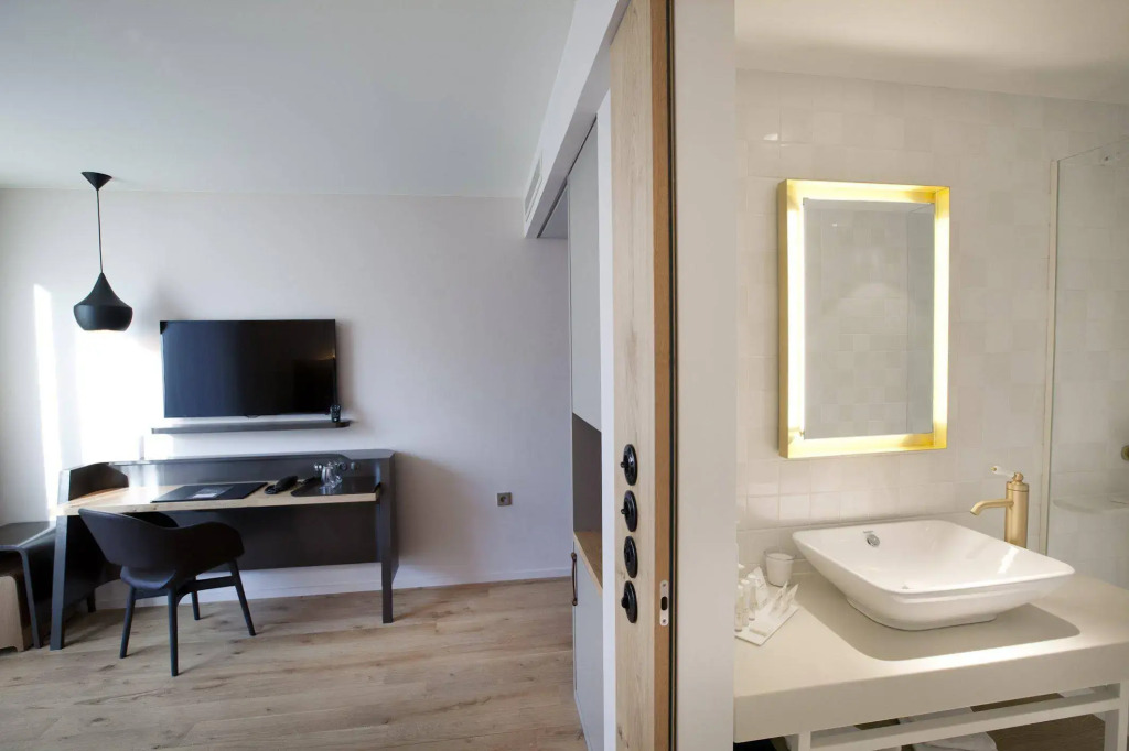 Hotel Les Haras By Stay Collection
