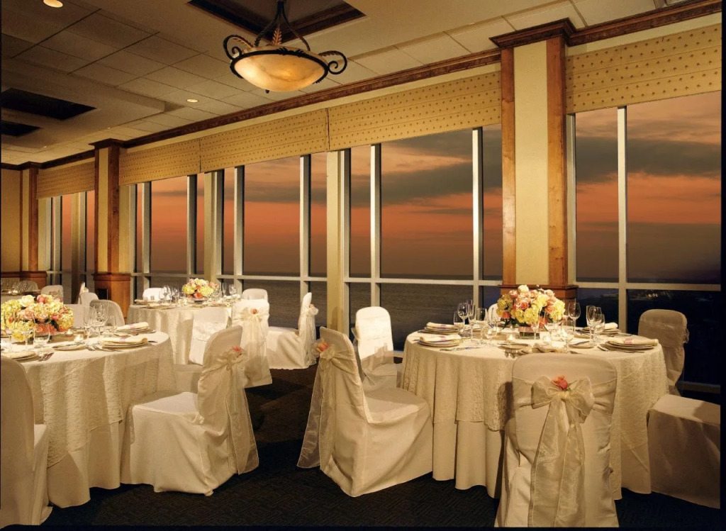 Lido Beach Resort - Sarasota