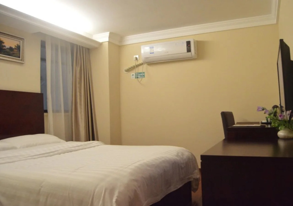 GreenTree Alliance ShangHai JiangQiao West JinShaJiang Road Hotel