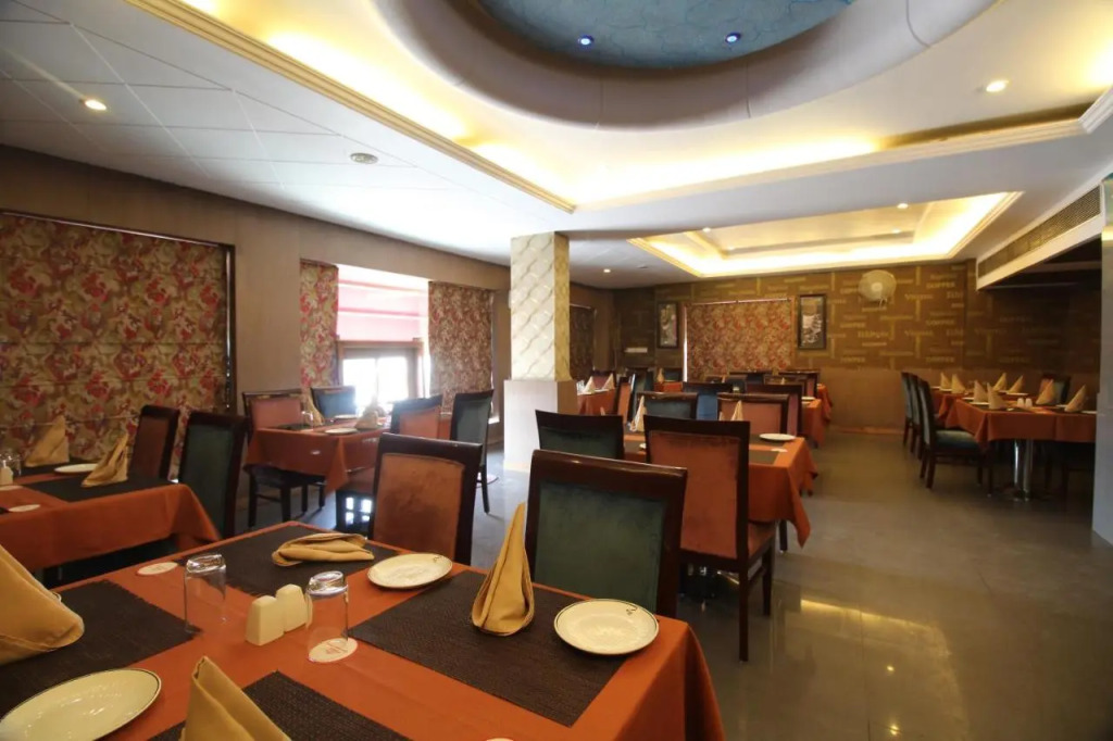 Hotel The Class , Delhi Airport