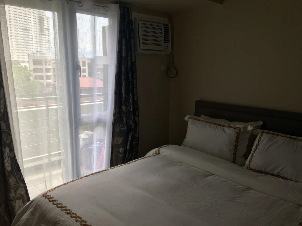 Compact Studio Unit @ Centrio Tower