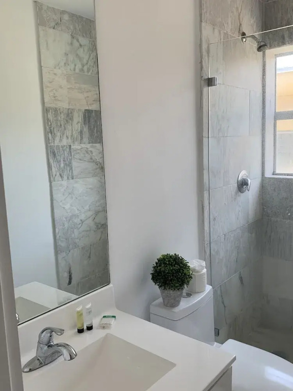 8th Suites