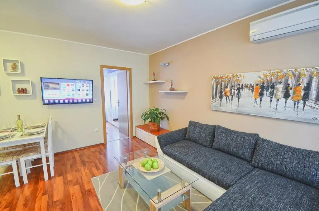 Apartment Arena