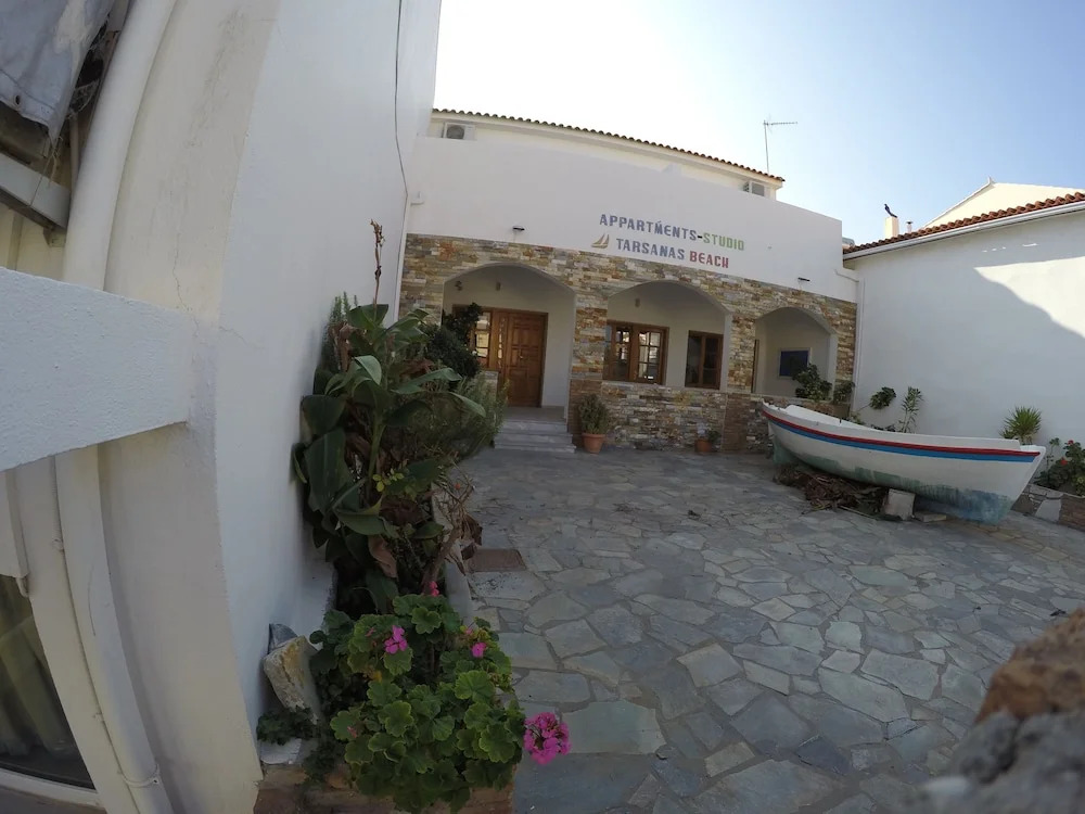 Tarsanas Beach