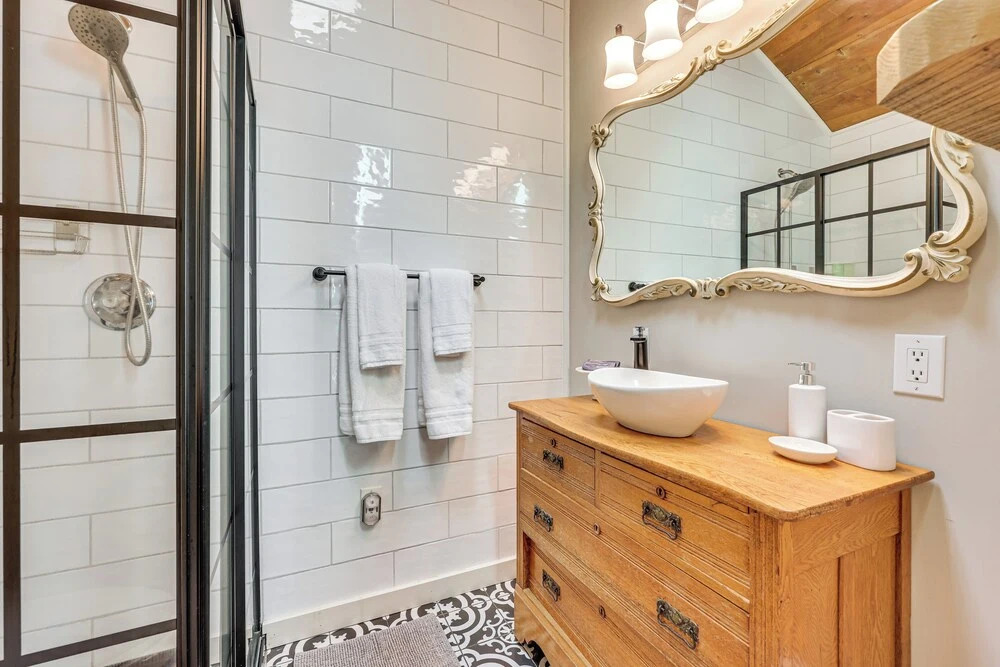 Hot Tub, Fire Pit: Family-friendly Murphy Home