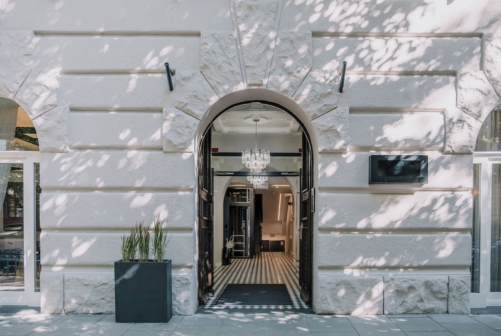 Dream Suites