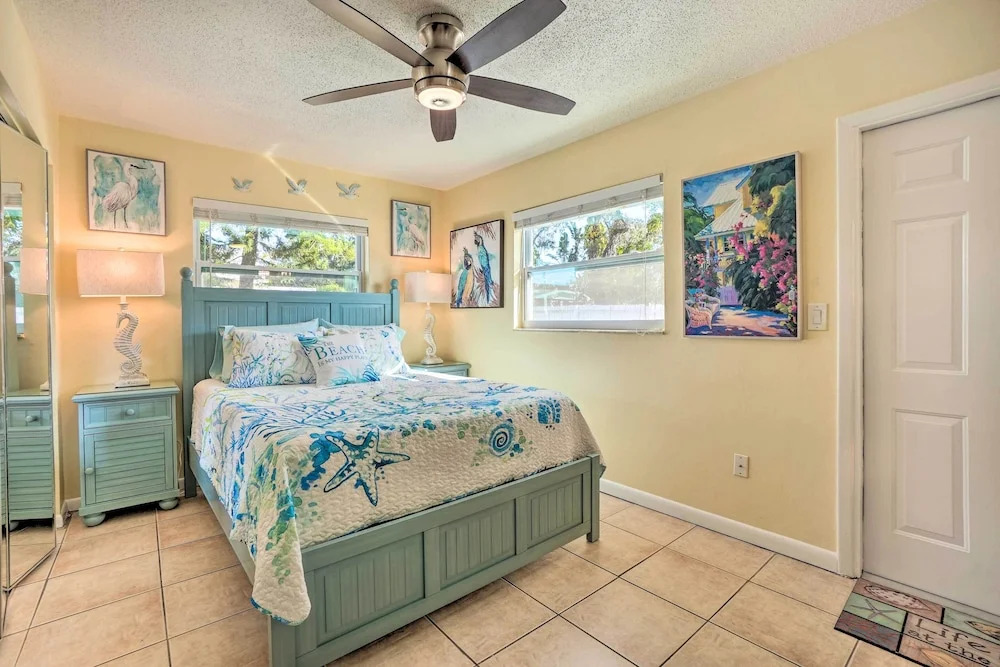 Pet-Friendly Dunedin Townhome w/ Private Yard