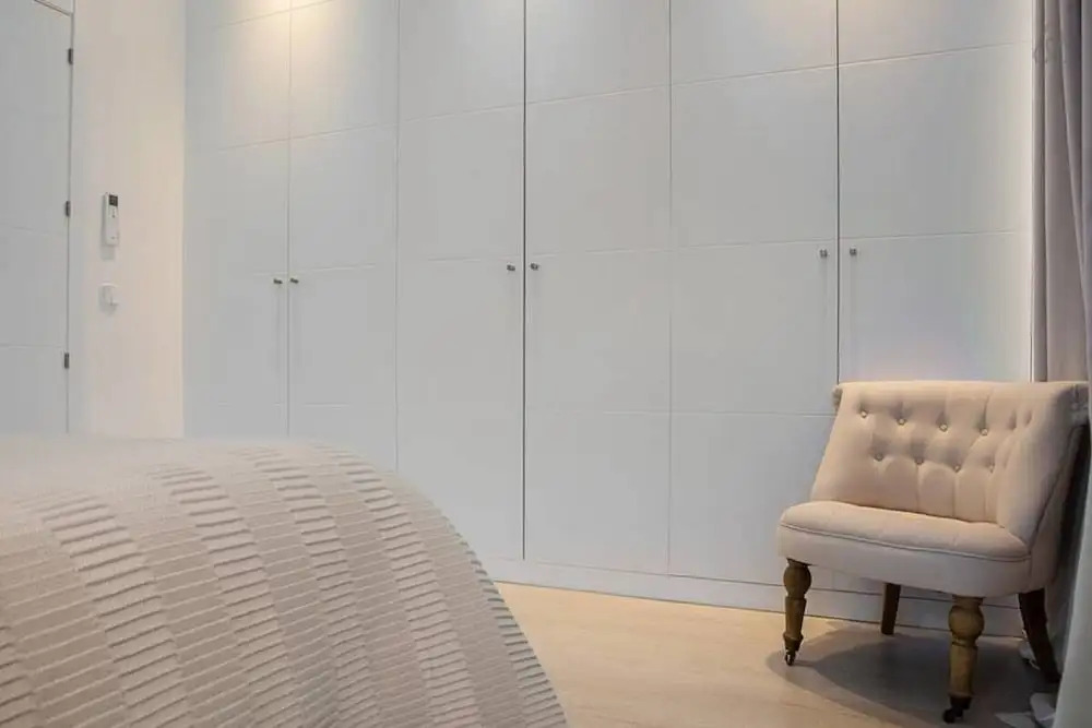 Sophisticated 3bed W/balcony 2min to Tube
