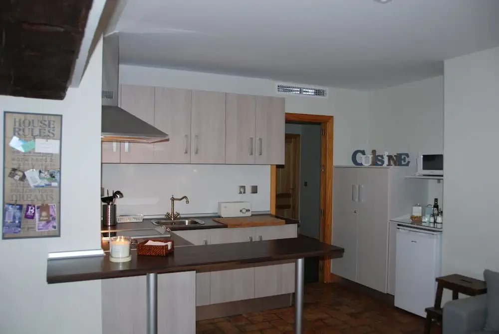 Aljara Corredera Apartment by JITKey