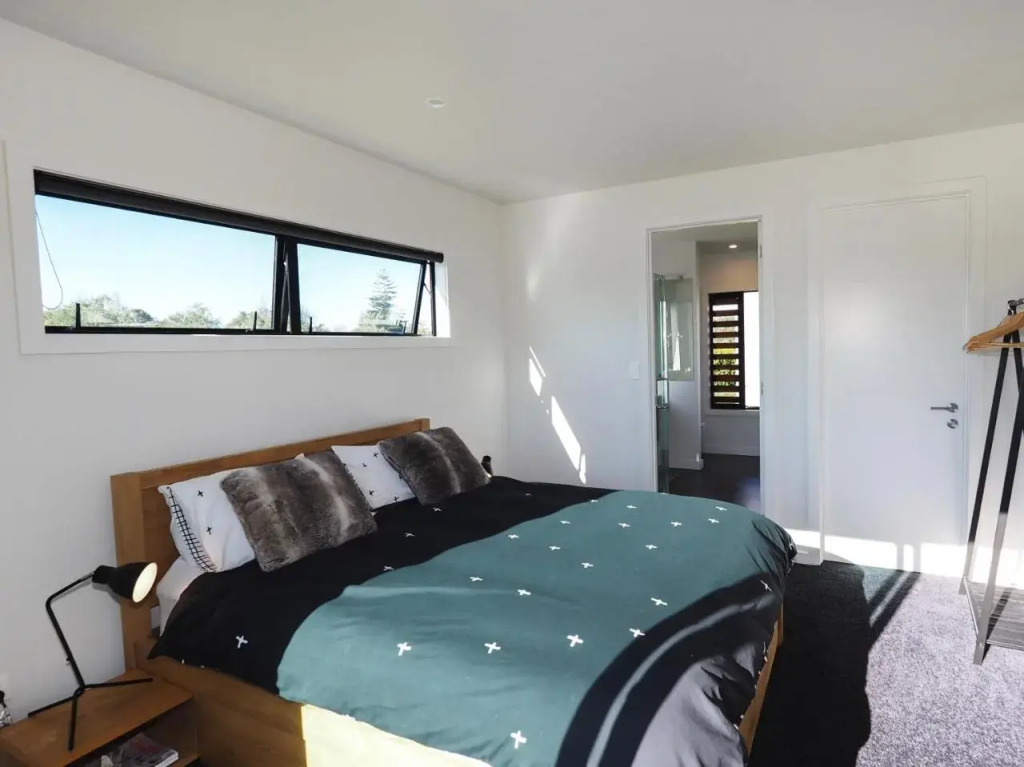 Pinot Longbox - Martinborough Holiday Home