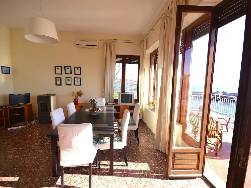 Sea-view Holiday Home in Pozzillo With Terrace