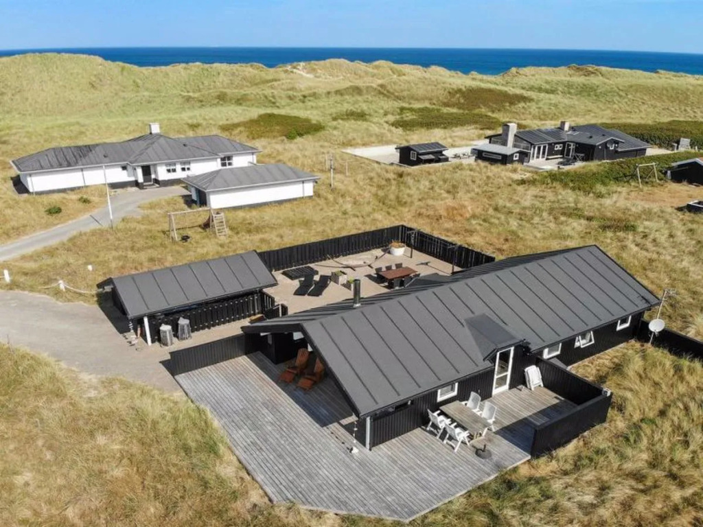 "Anniek" - 127m from the sea in NW Jutland