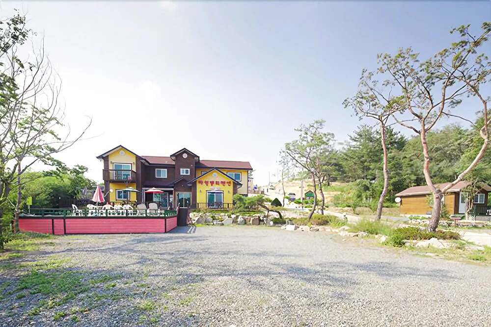 Gyeongju Pine Valley Pension