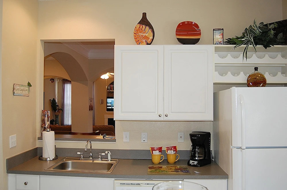 Legacy Villa 1601 2 Bedrooms 2 Bathrooms Condo