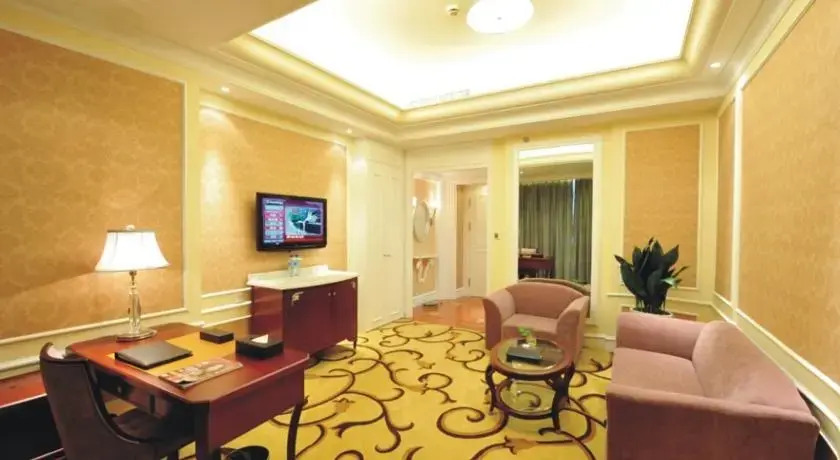 Fenghua Pacific Grand Hotel