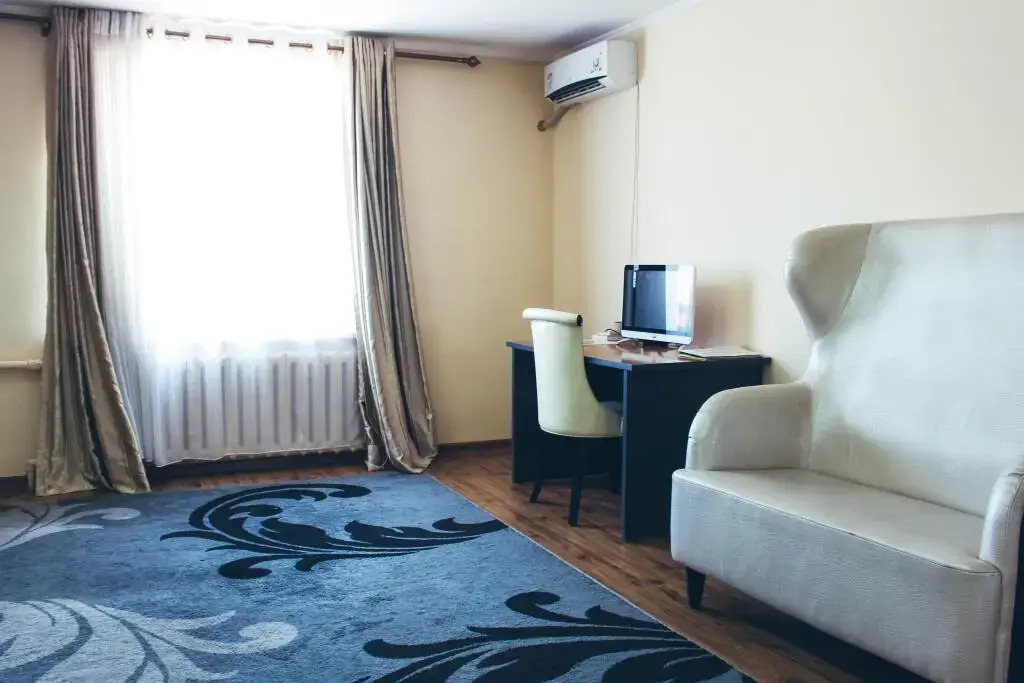 Guesthouse on Zhibek-Zholu 479