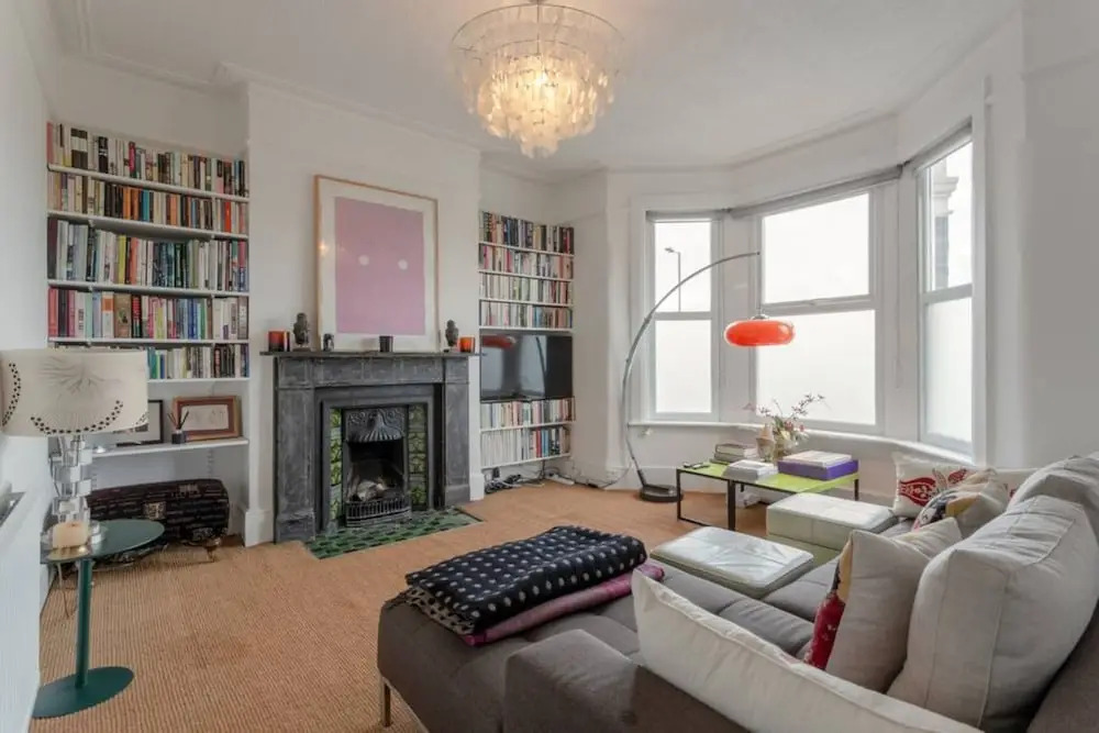 2 Bedroom Home in White City Shepherds Bush