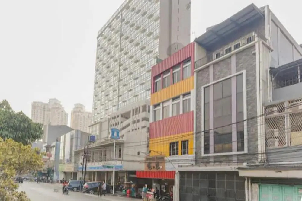 Ichiza Hotel