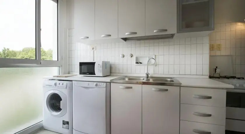 Masini B Halldis Apartment