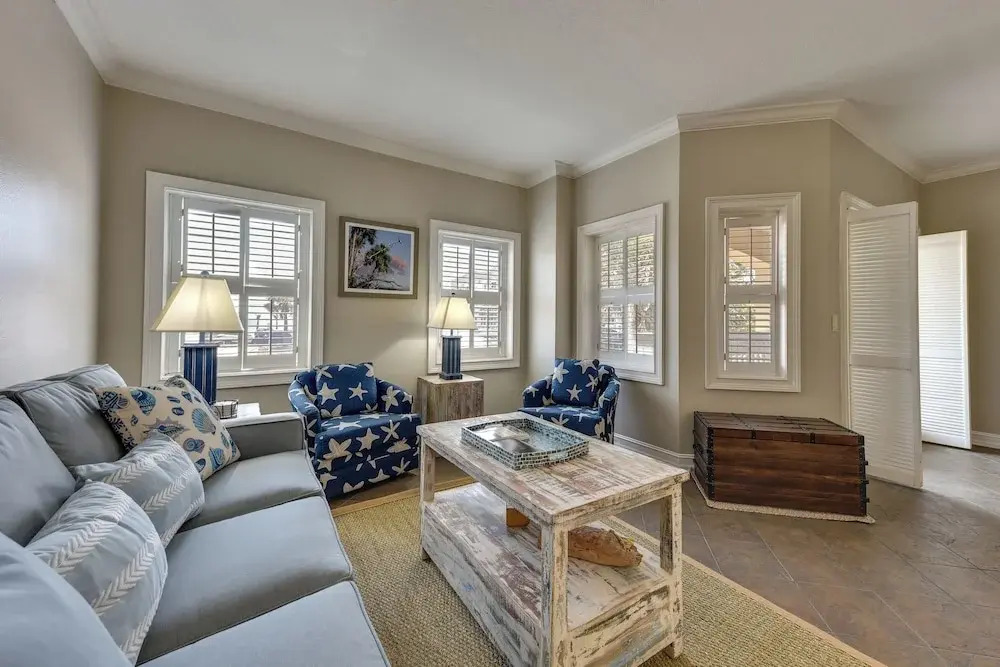Pet-friendly Fernandina Beach Condo: Walk to Beach