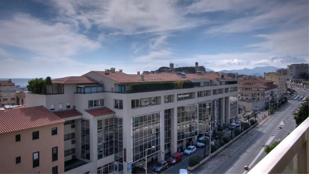 3 pièces 4 étoiles Vue Mer Parking Fibre 500m Palais Festivals